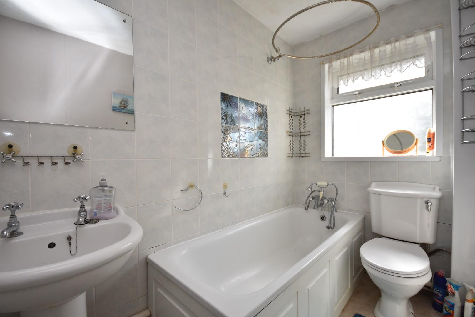 58 Porlock Drive, Sully, CF64 5QB